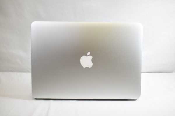 MacBook Air 13  2015 - i5 4GB 128GB - Laptop Online now